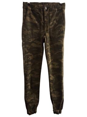 American Eagle Outfitters Women's Camo Jogger Pants - Olive Green